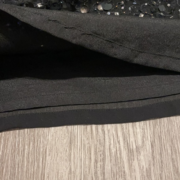 Black mini sequined shift dress - Picture 5 of 6